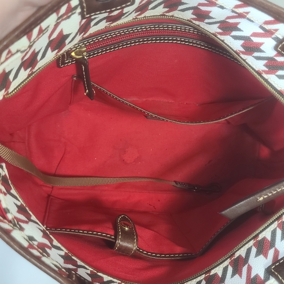 Dooney & Bourke Houndstooth Tote Bag - Red and Brown - Picture 11 of 16